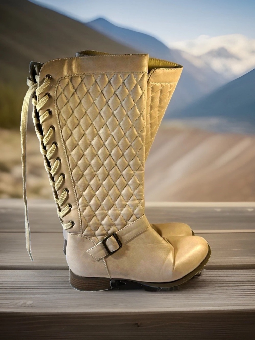 ShoeDazzle Stormie Quilted Tall Boots Size 10